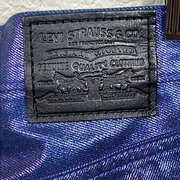 New Levis Shine Ribcage Straight Ankle Jeans Candy Coated Purple Iridescent 26 - Picture 9 of 17